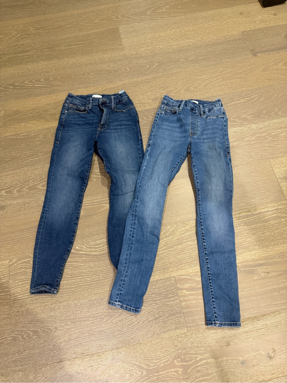 Good American Skinny Jeans Duo - Dark and Light Blue